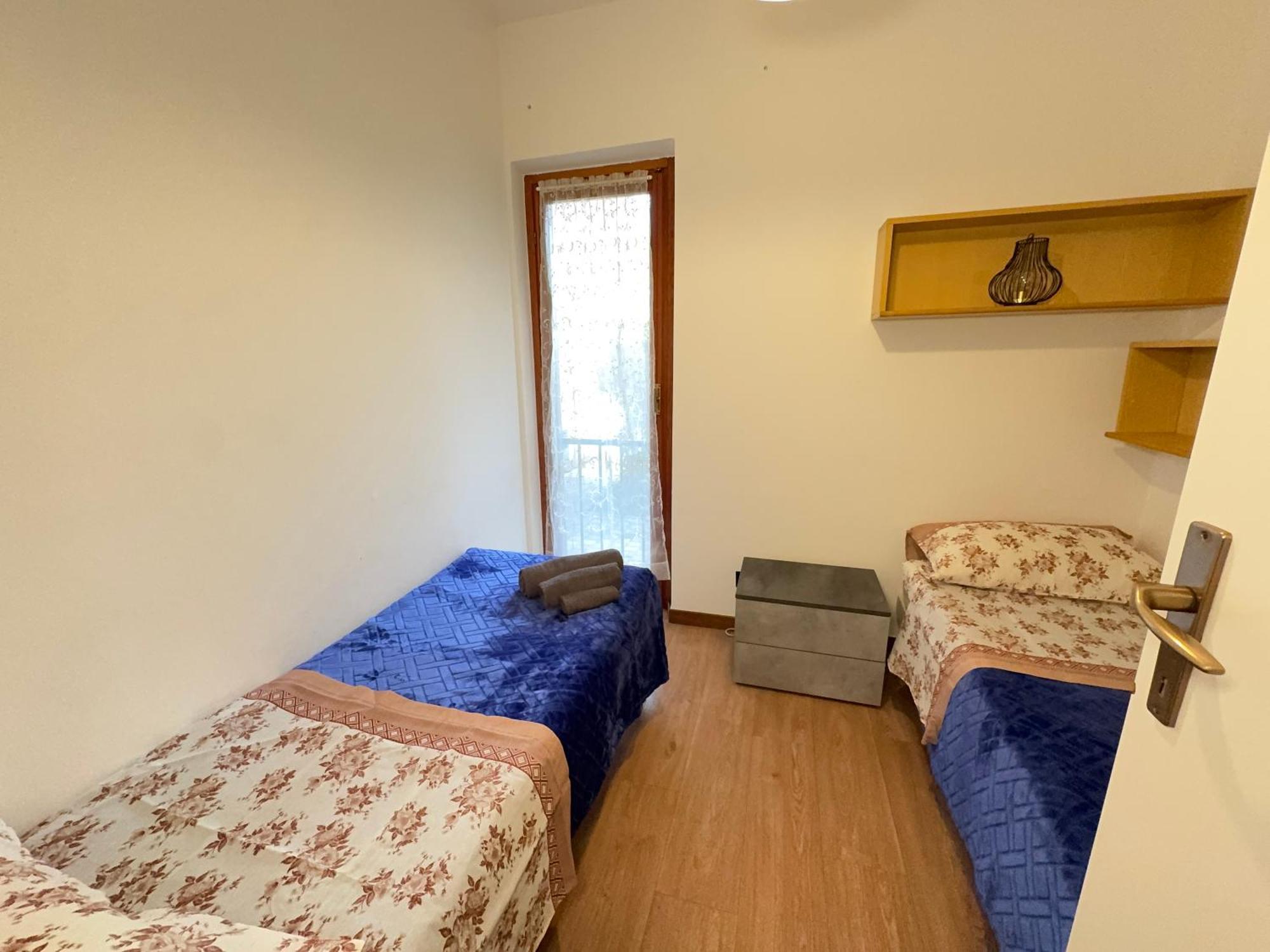 5' From Punta Gro Beach With Free Swimming Pool Sirmione Zewnętrze zdjęcie